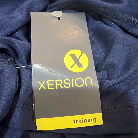 Xersion American Navy Training Shirt Size Medium - Picture 5 of 7